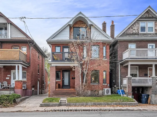 272 Keele St, Toronto, ON M6P 2K4