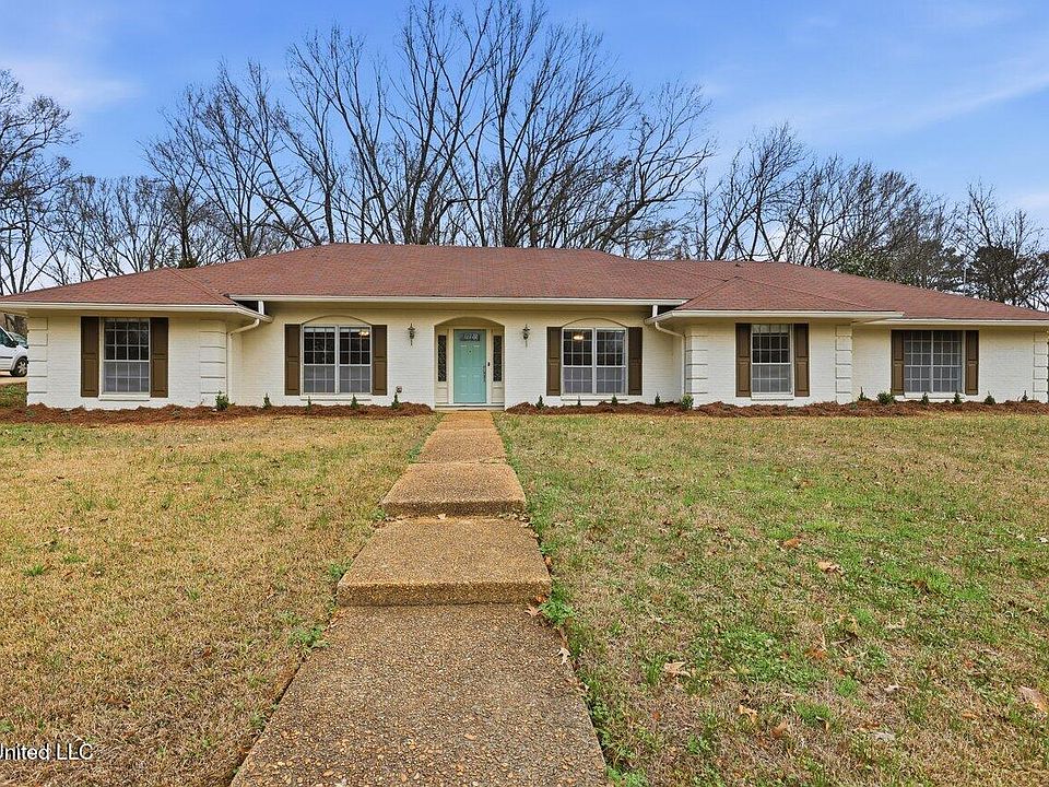 1st image of 1508 Huntcliff Way