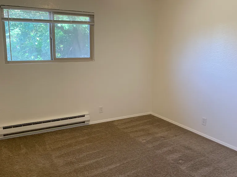 18325 108th Ave NE #15 — Photo 7