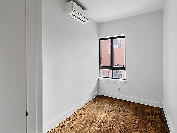 4th image of 12 Belvidere St APT 3B