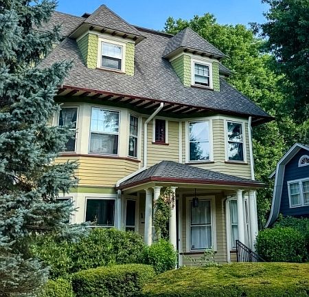 2nd image of 110 Montclair Ave