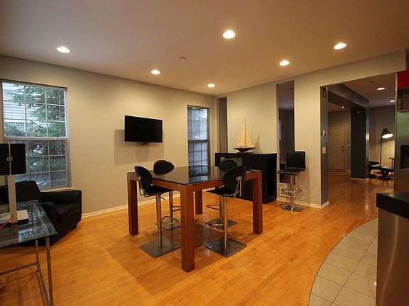 2nd image of 349 Bradbury Ln