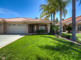 23563 Continental Dr, Canyon Lake, CA 92587