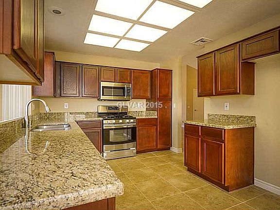 5th image of 2900 Lotus Hill Dr