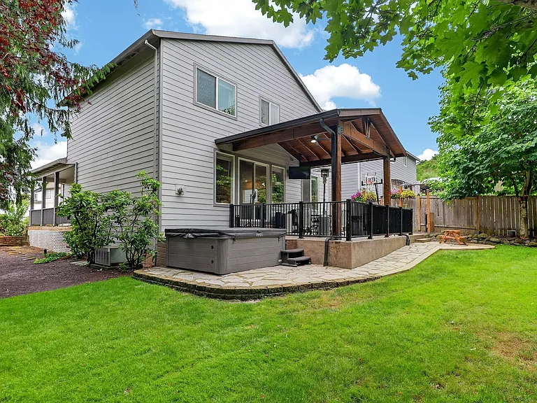 16347 SE Maduros Way — Photo 19