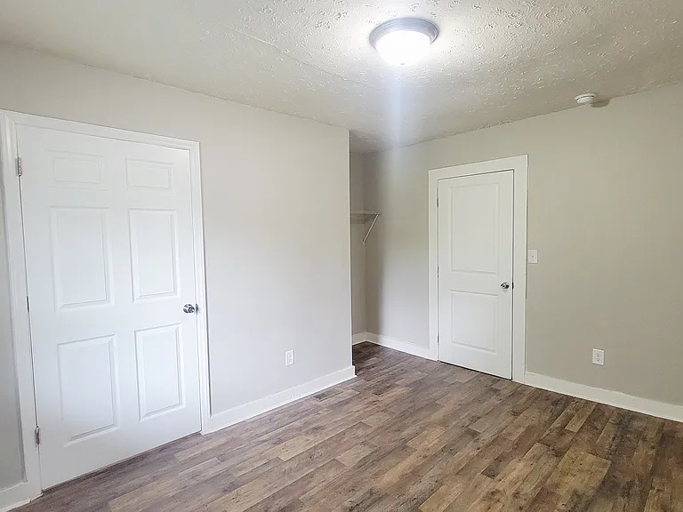419 Pine St — Photo 11