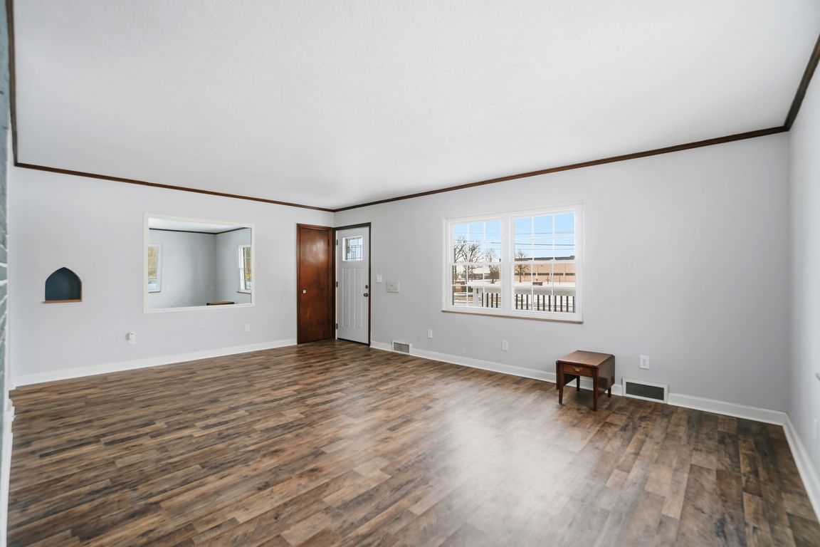 next background image