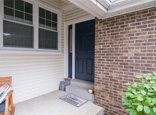 1540 Merion Ln, Oakmont, PA 15139