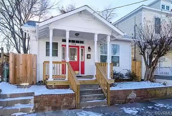 4th image of 1704 Stockton St