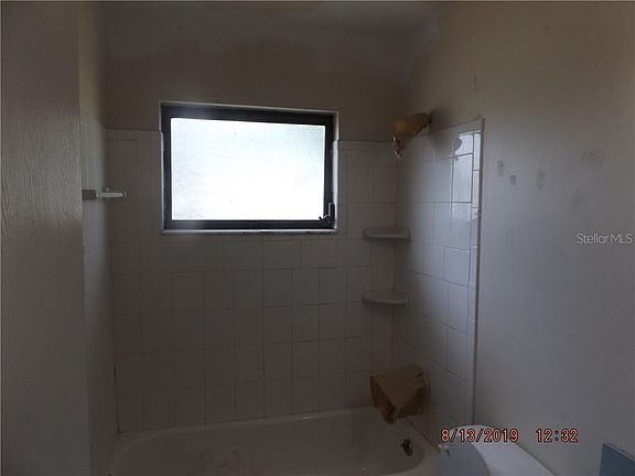 5th image of 2731 Logandale Dr #1