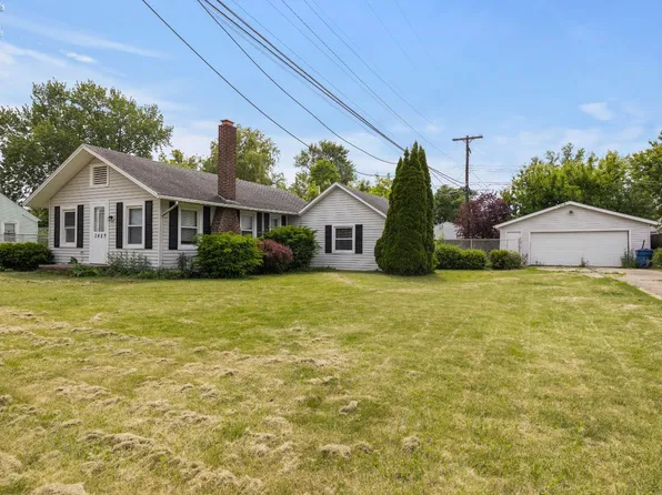 348 Elberta Dr, Vermilion, OH 44089