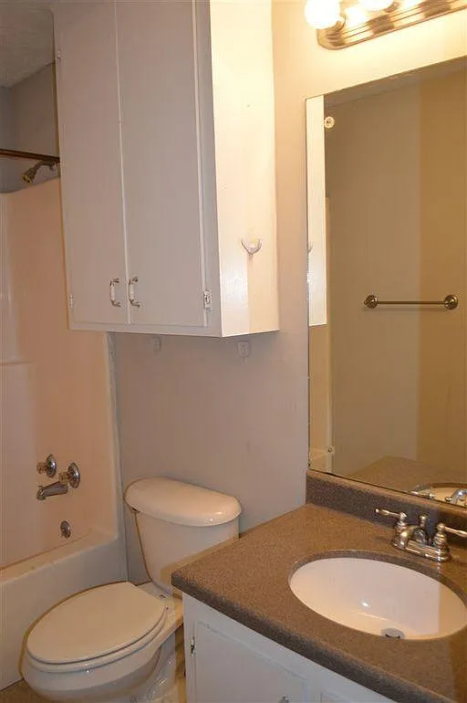 505 Lorenz Blvd — Photo 2