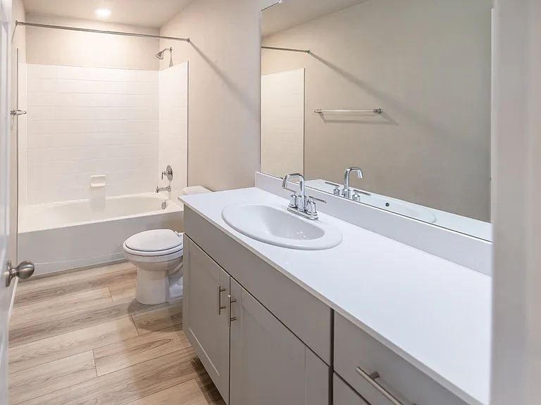 5677 Vivian St — Photo 23