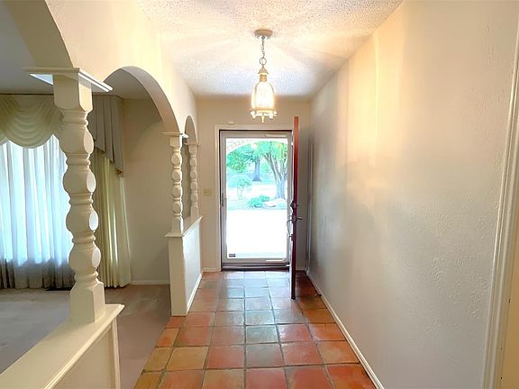4th image of 1518 Brookhaven Blvd