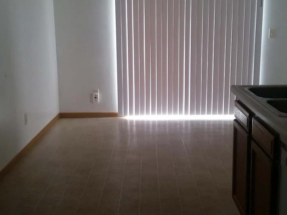 502 E 9th Ave