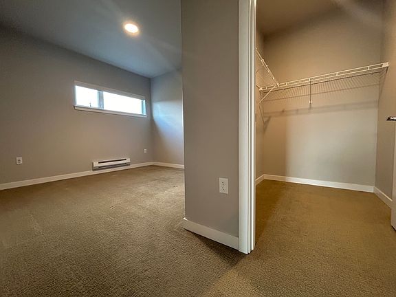 3rd image of 1085 103rd Ave NE APT 427