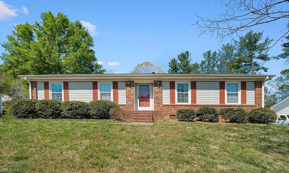 1st image of 203 Shenandoah Dr