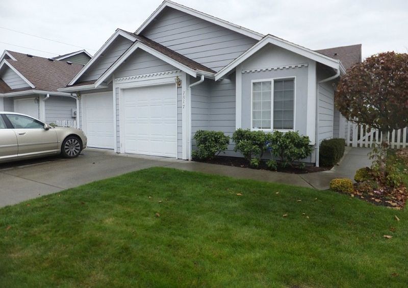 2nd image of 7817 51st Avenue Ct W