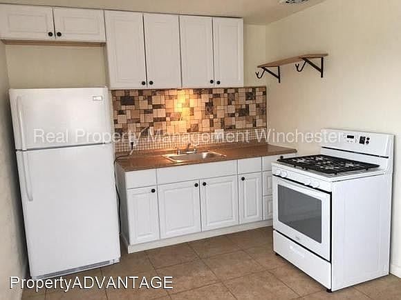 2nd image of 1007 Center Ave APT C