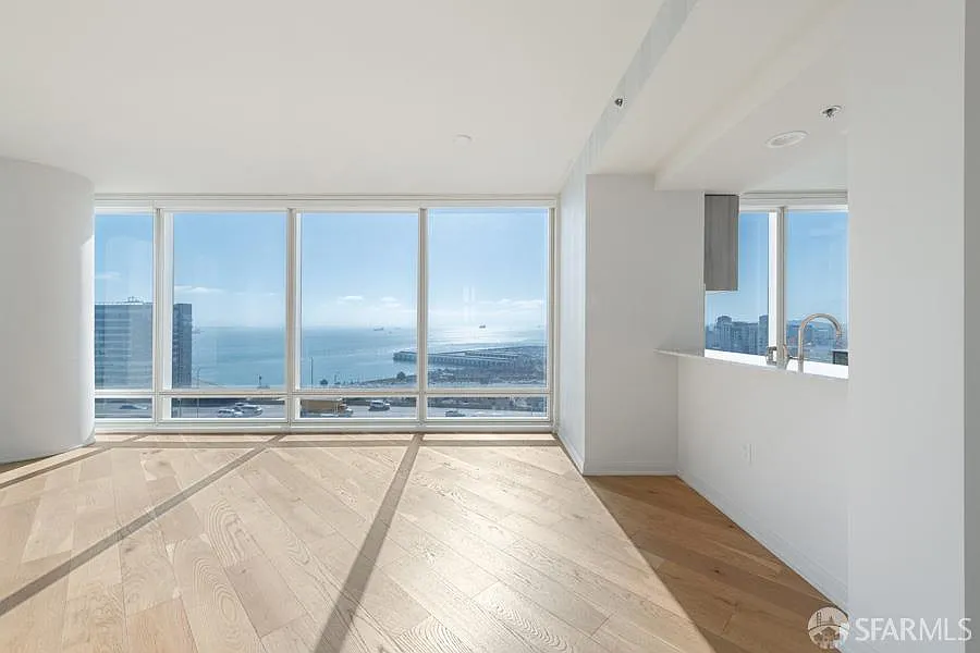 2 bed, 2.0 bath, 1240 sqft, $8,500 — Photo 3