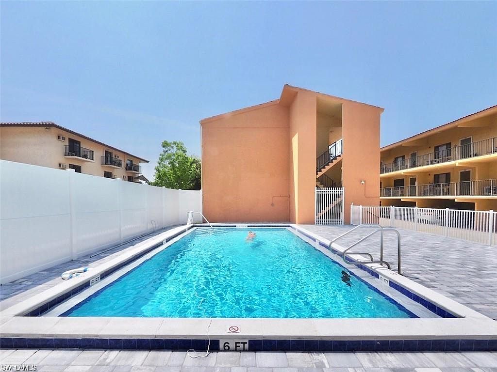 826 Wiggins Pass Rd APT 217, Naples, FL 34110 Zillow