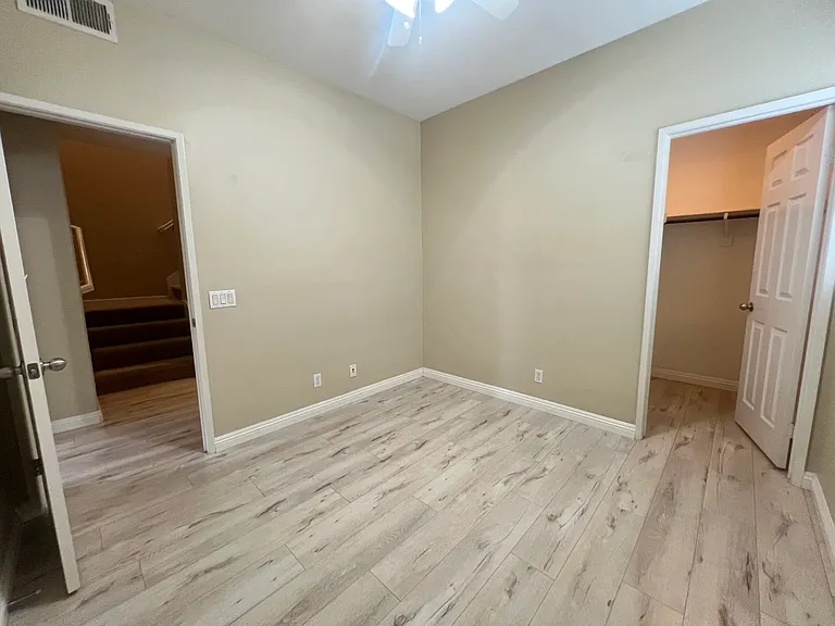 15907 Fountain Ln — Photo 16