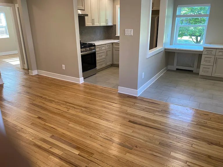 1100 Collings Ave #2 — Photo 5