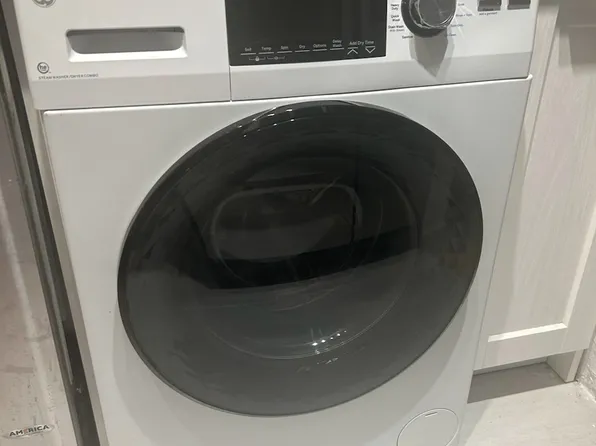 350 West 50th Street image 8 of 16