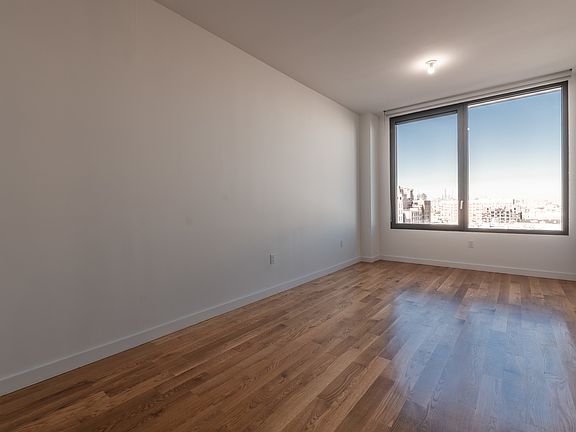 4th image of 54 Noll St #4728