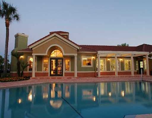 Clubhouse/Pool