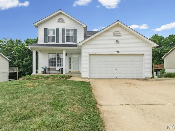 1708 Saint Charles Dr, Hillsboro, MO 63050