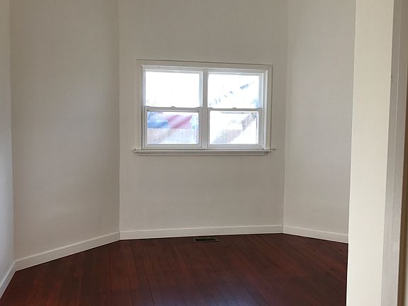 5th image of 510 Prosperity St