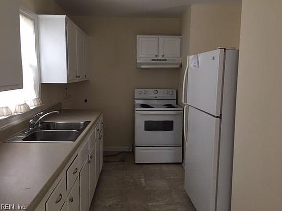 5th image of 1000 75th St