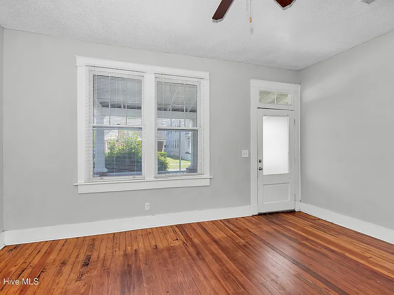 240 Ellis St #B — Photo 5