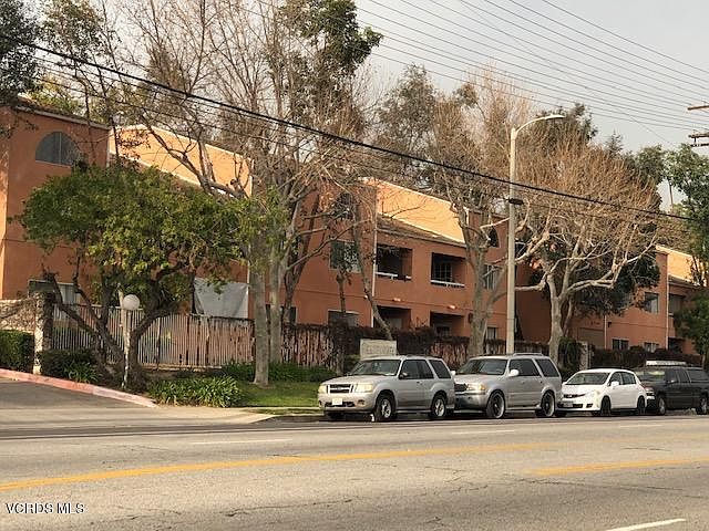 2nd image of 12601 Van Nuys Blvd Unit 148