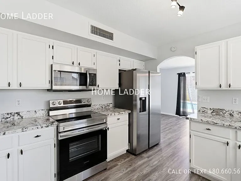 7610 W Ironwood Dr — Photo 7