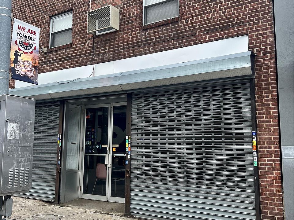 1st image of 253 S Broadway Floor 1