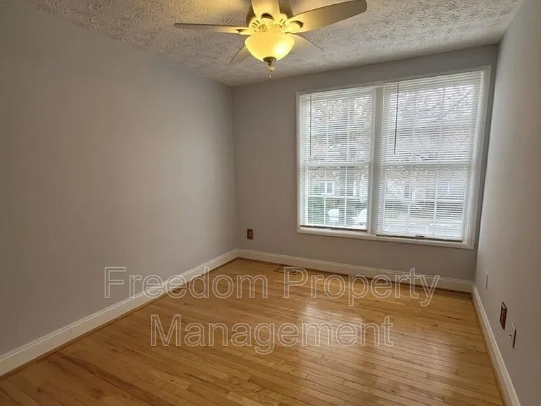 7974 Tyson Oaks Cir — Photo 26