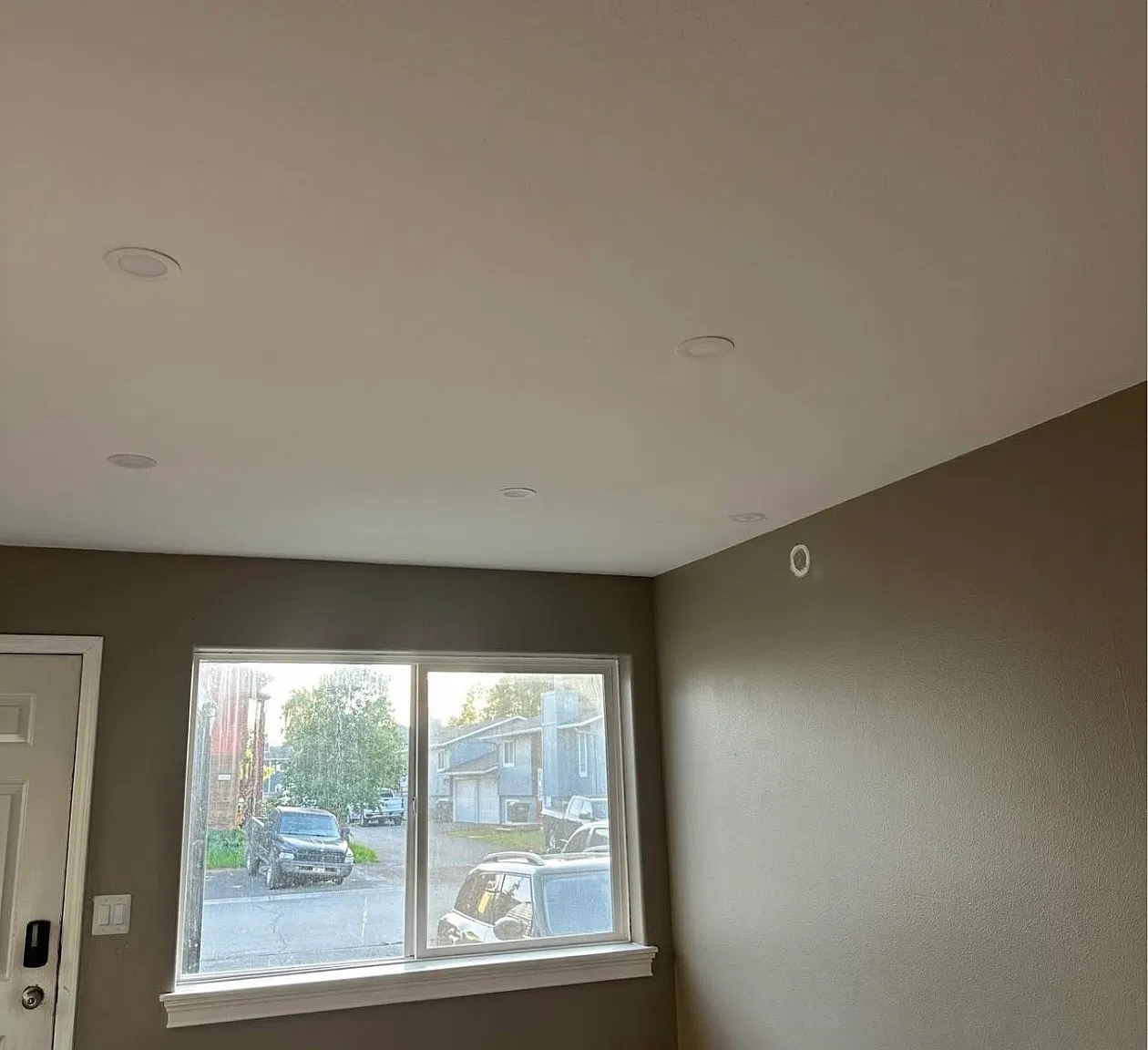 2 bed, $2,300 — Photo 1