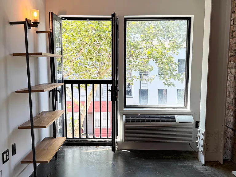149 Wythe Ave #303 — Photo 7