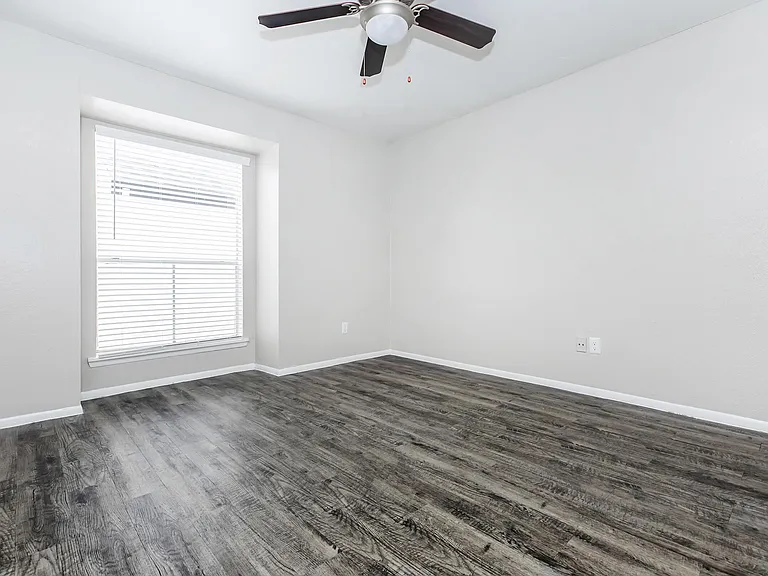 Bayou Park Apartments — Photo 86