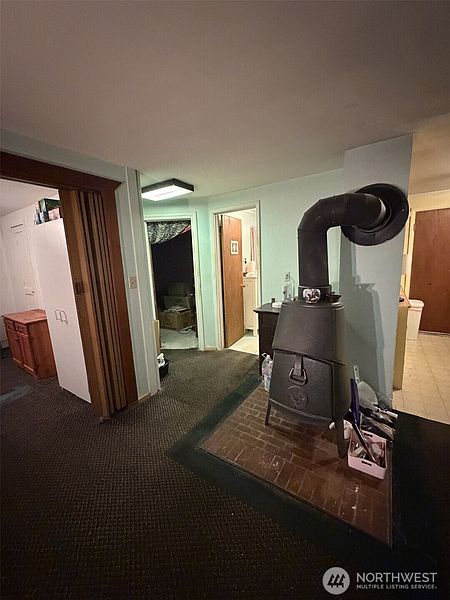 3rd image of 6044 S Oakes Street