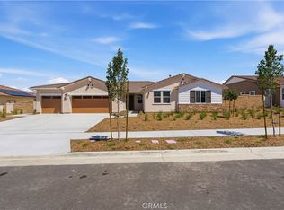 11647 Saddleback Dr, Redlands, CA 92373