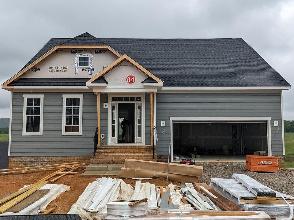 1st image of 214 Claire Dr