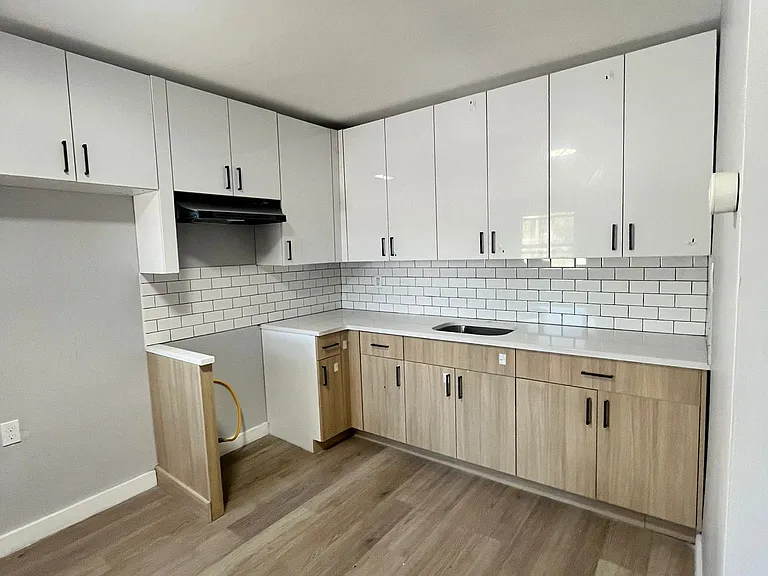 164 Stegman St #2 — Photo 1