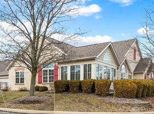 9 Scarborough Village Dr, Centerville, OH 45458