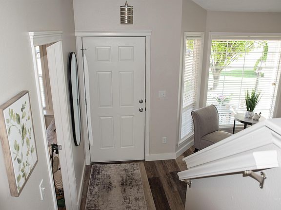 5th image of 4115 E Jasmine Ct