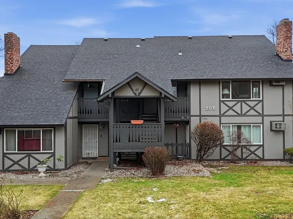 202 E Weile Ave APT 4, Spokane, WA 99208