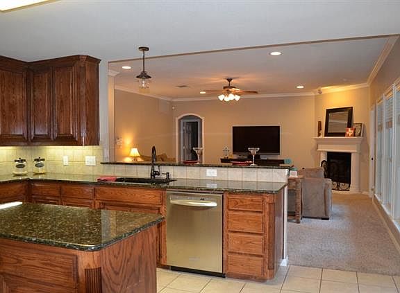 4th image of 3918 Blake Ashton Dr