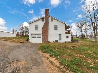 3585 E Pike, Zanesville, OH 43701